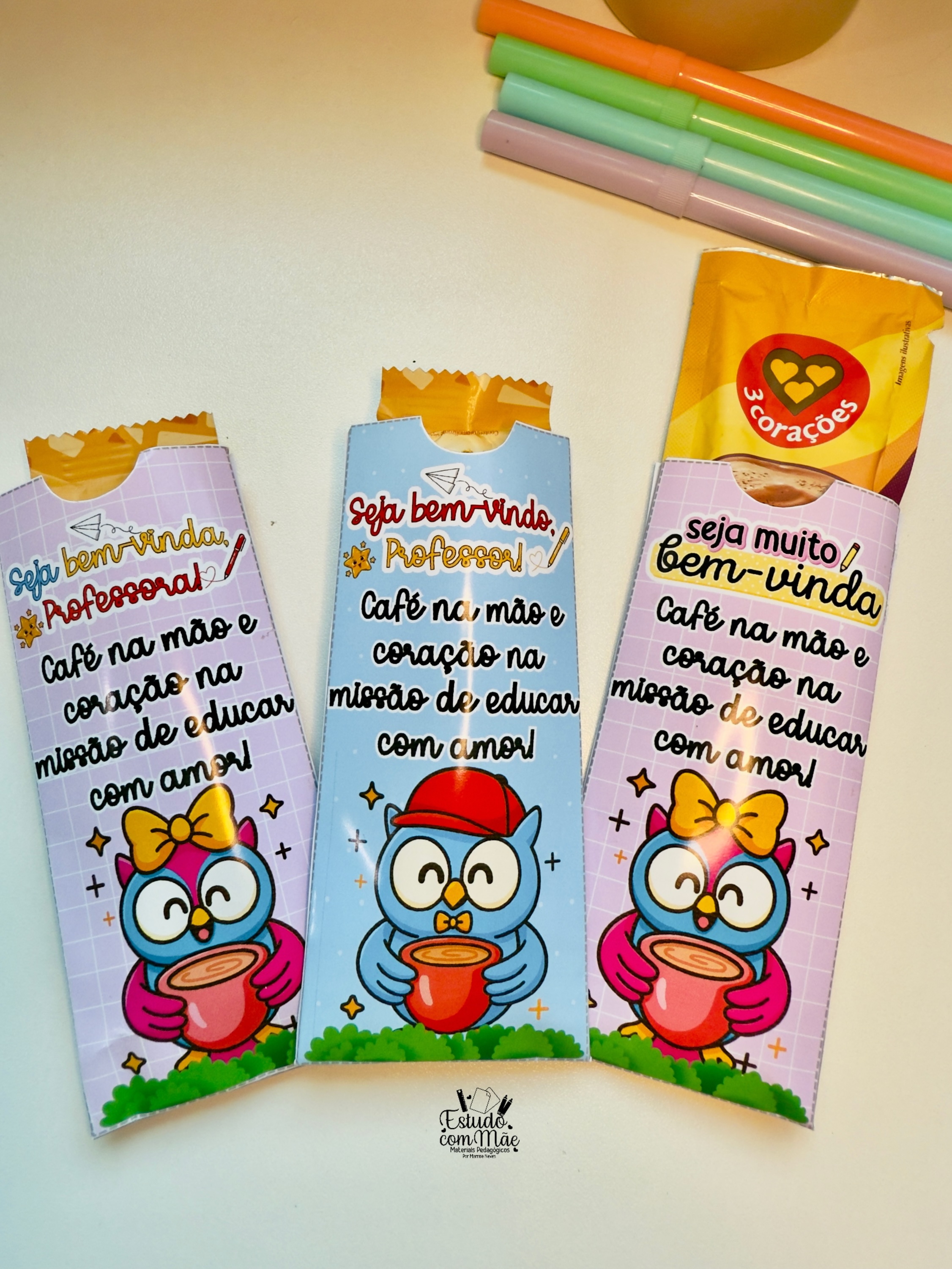 Lembrancinha professores “Café na mão e coração na missão de educar!